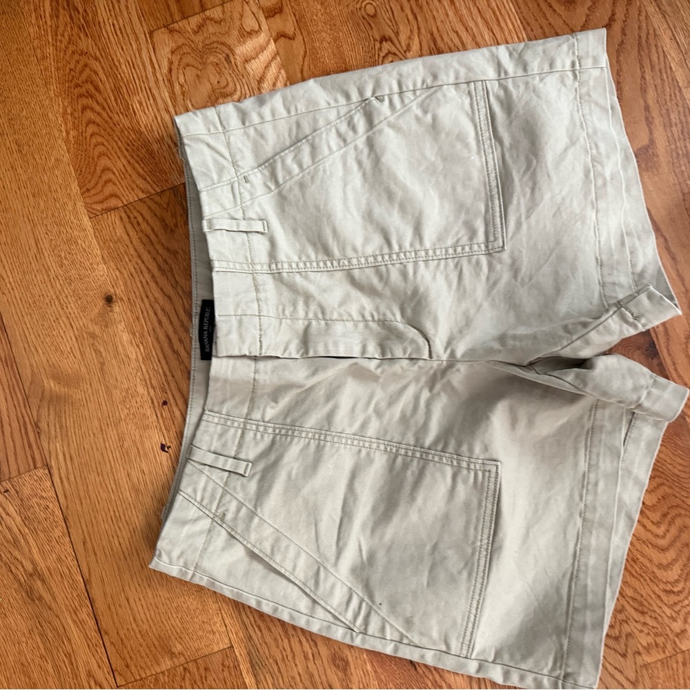 Banana Republic Cream Flat Front Shorts Casual Style